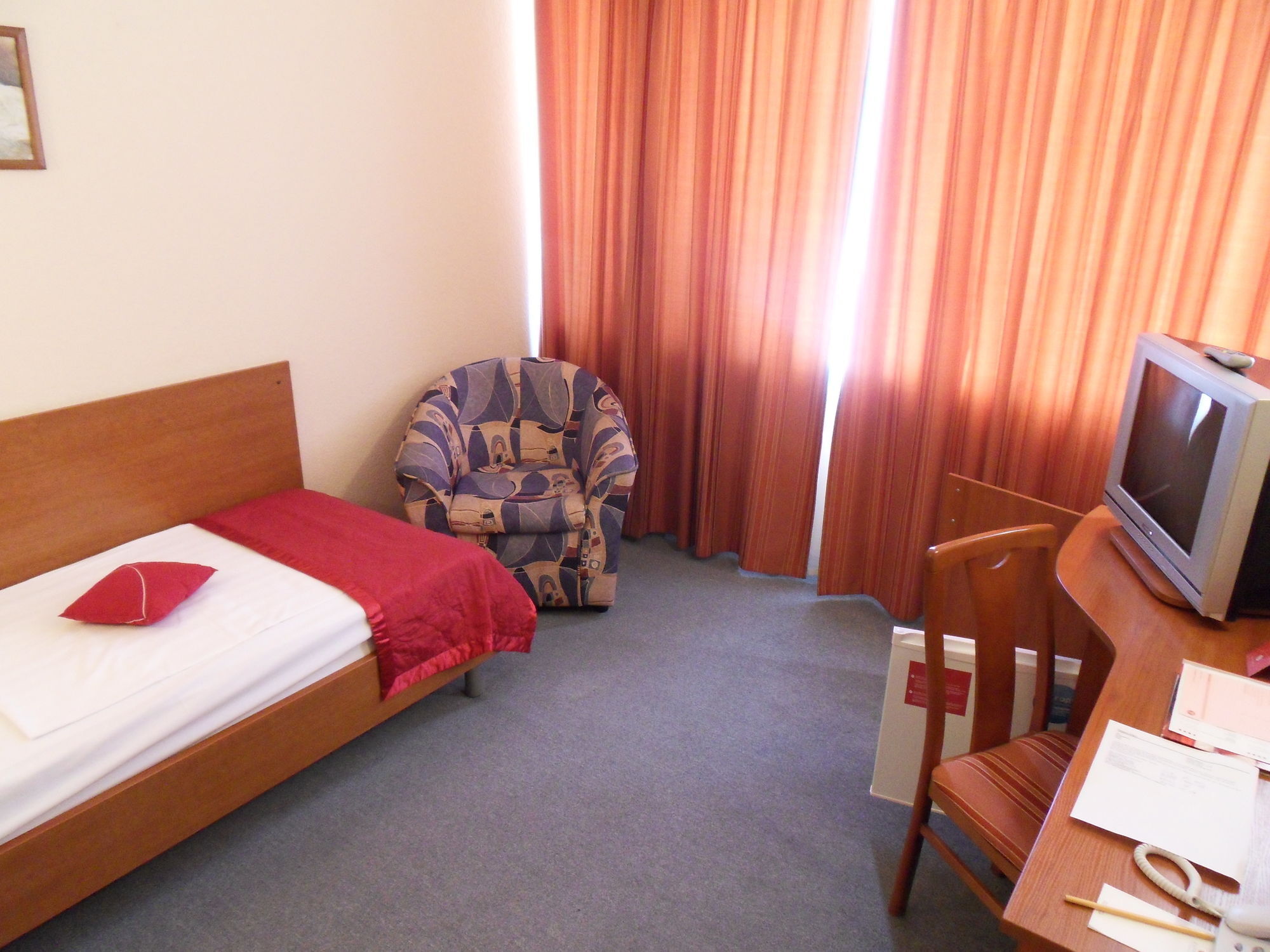 Azimut Hotel Ufa Room photo